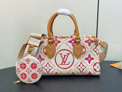 Louis Vuitton M25318 OnTheGo East West