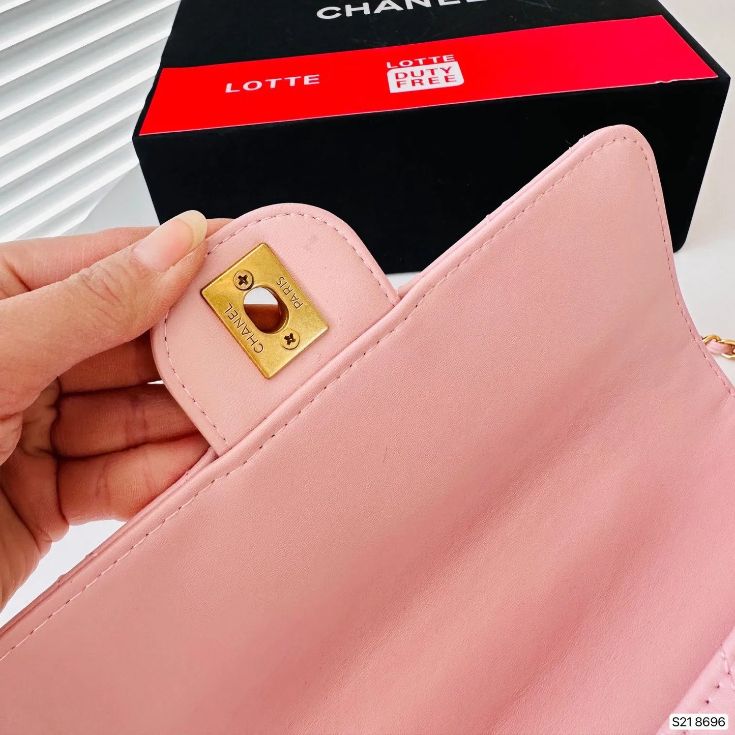 CHANEL New 24C 19SERIES CF MINI PINK