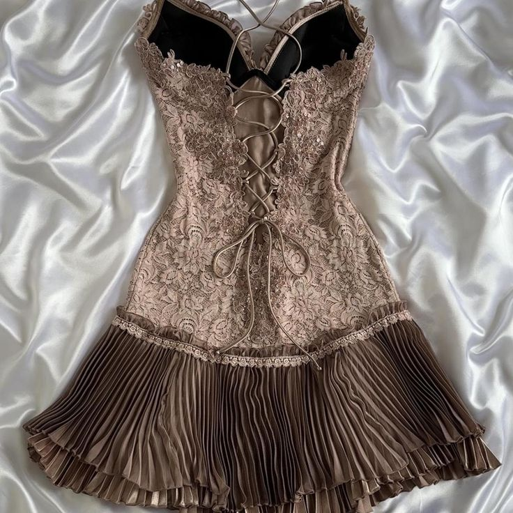 Brown Vintage Lace Beading Pleated Birthday Party Dress Short Homecoming Dress S346