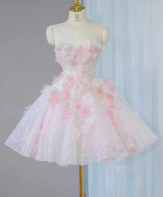 Sweet Pink Strapless Appliques Homecoming Dress A Line Short Prom Dress S306