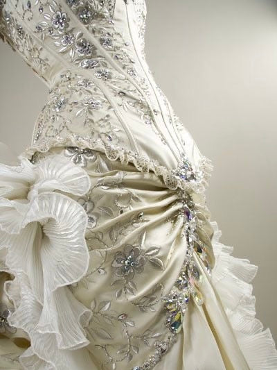 Exquisite Mermaid Sweetheart Neck Beaded Tulle Satin Long Prom Dress Wedding Dress SH3551