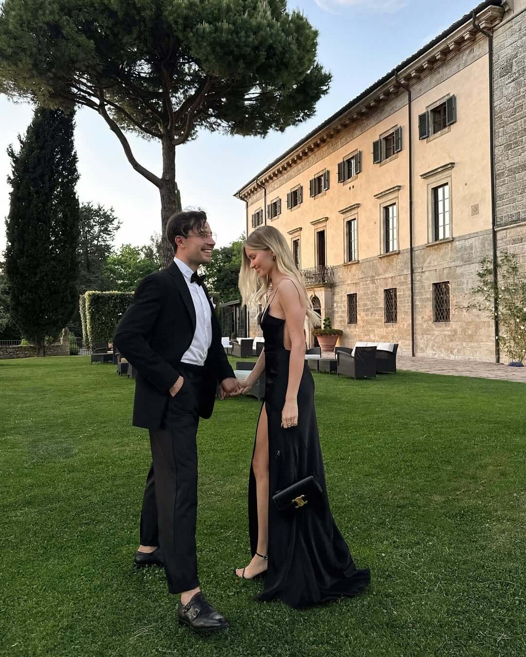 Black Backless Prom Dress Floor Length Party Gowns With Slit