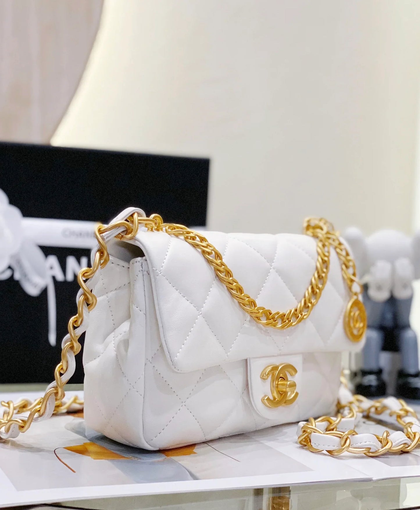 Chanel Small Flap Bag White Lambskin AS4012 size 21x12x7 cm