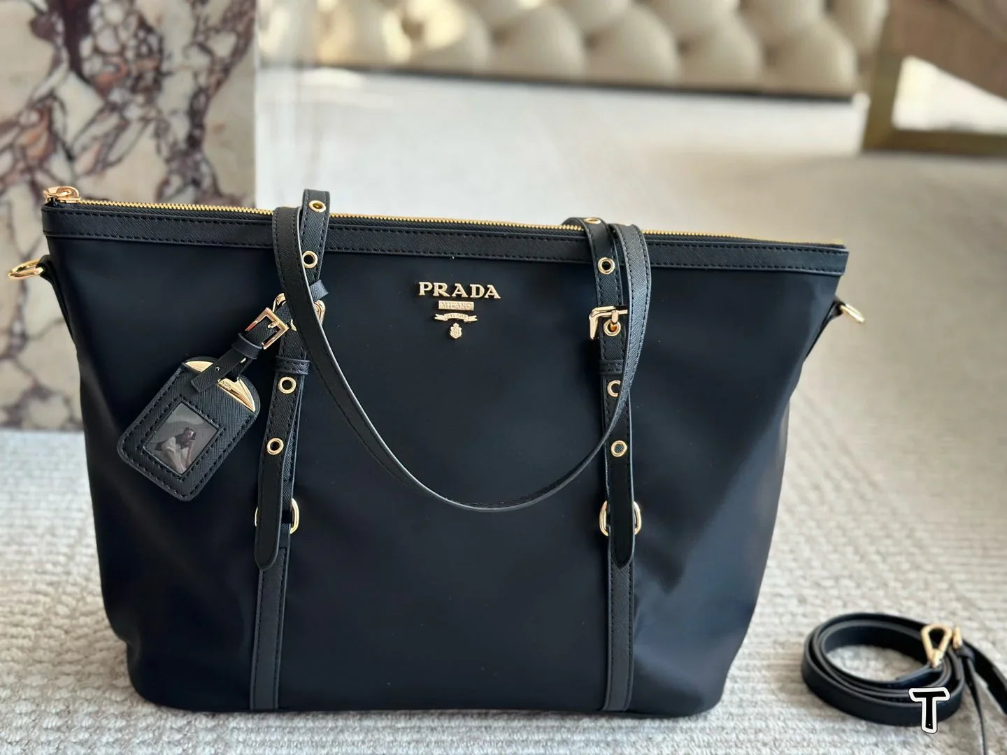 Prada Classic Tote Bag Nylon 35x28cm
