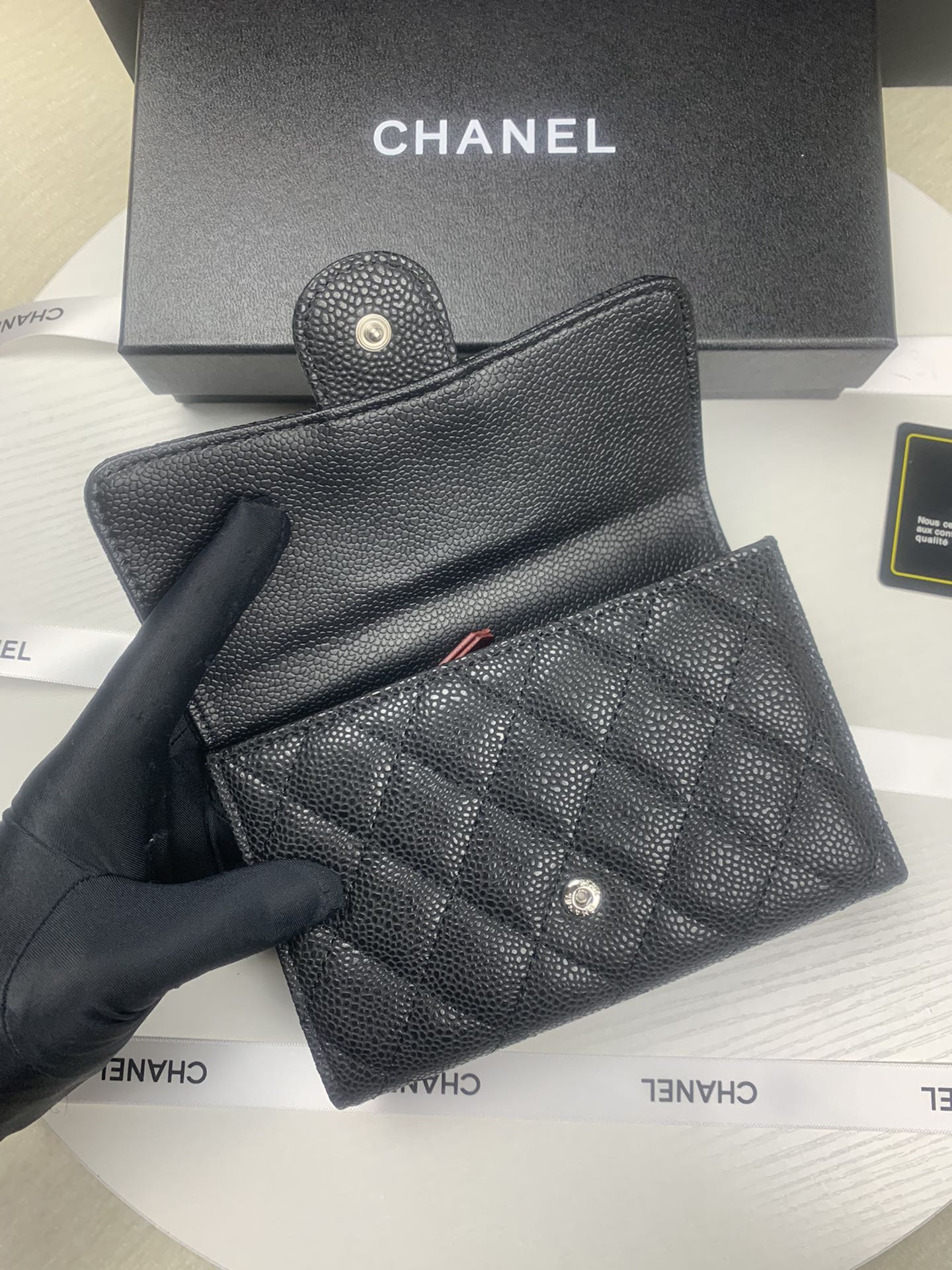 CHANEL CLASSIC CARD HOLDER CAVIAR LEATHER BLACK WITH SILVER HARDWARE 15CM