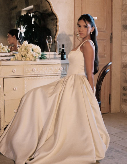 Simple Ball Gown Straps Ivory Satin Long Wedding Dresses Bridal Dress SD2390