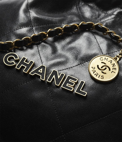 CHANEL 22 Small Handbag black