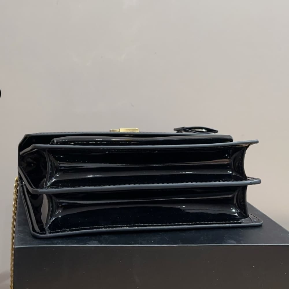 SAINT LAURENT SMALL SUNSET CHAIN BAG BLACK 23CM 533026D422W1000