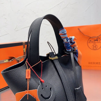 HERMES PICOTIN LOCK 18 BAG BLACK WITH GOLD 18CM