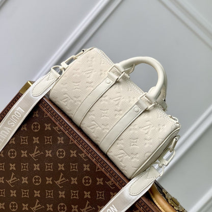LOUIS VUITTON KEEPALL BANDOULIÈRE 25 BAG CREAM 25CM M24434