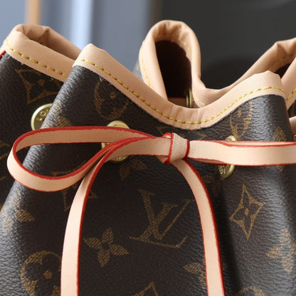 LOUIS VUITTON PETIT NOÉ BAG MONOGRAM BROWN 27CM M46984