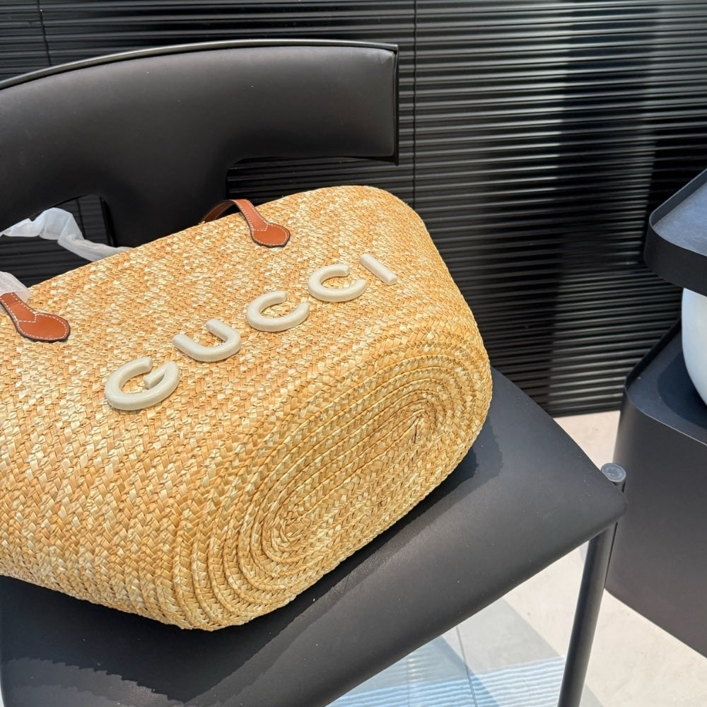 GUCCI MEDIUM STRAW TOTE WITH PATCH NATURAL 27CM ‎779530 9AAE9 9541