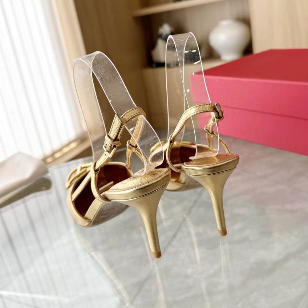 VALENTINO VLOGO SIGNATURE SLINGBACK PUMP IN GOLD