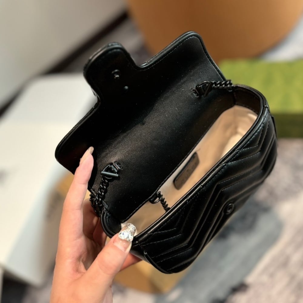 GUCCI GG MARMONT BELT BAG BLACK 16CM 699757 UM8KV 1000