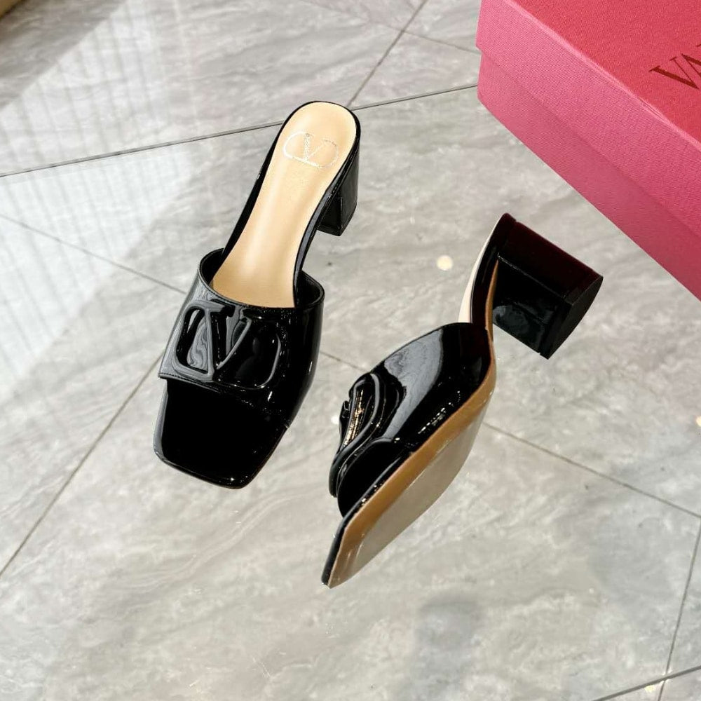 VALENTINO VLOGO SIGNATURE SLIDE SANDAL BLACK 6W2S0HA6TMK 0NO