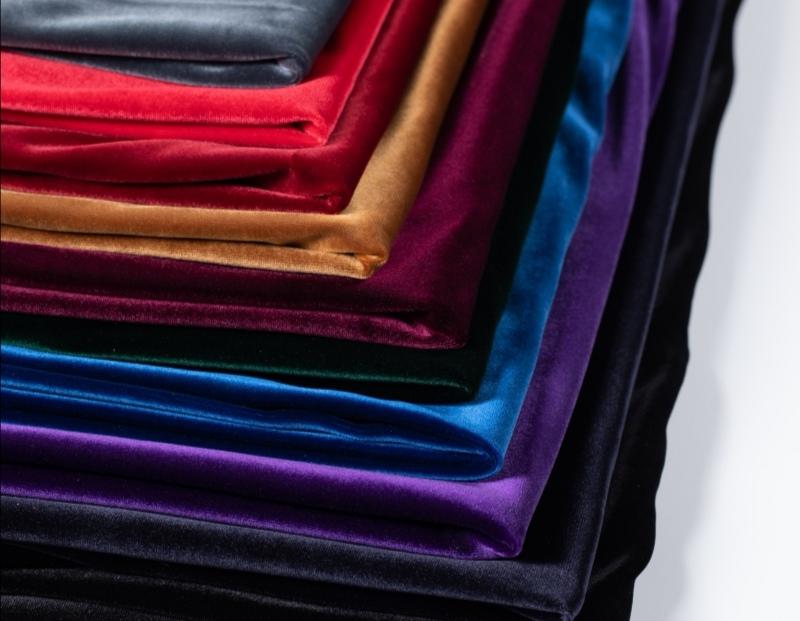 Burgundy Velvet Floor-Length Prom Dress Halter Neck