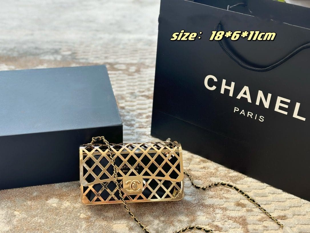 CHANEL Gold Metal Creates A Hollow Diamond Pattern CF Evening Bag