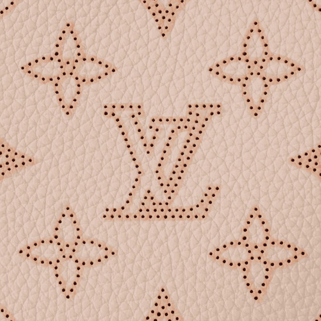 Louis Vuitton Bella Tote M22615