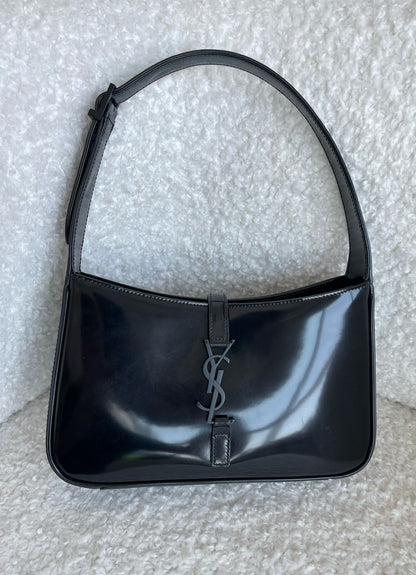 Saint Laurent Black Le 5 A 7 Hobo Patent Leather Bag