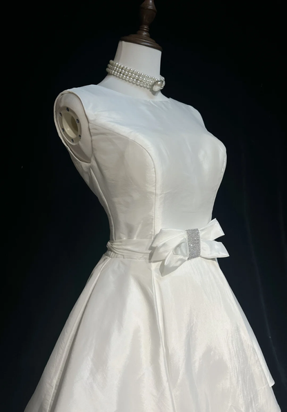 Vintage Bridal Gown 1960s High Low Scoop Sleeveless Pleated Bow-knot Beads White Short Wedding Dresses Elegant Bridal Gowns DH1014