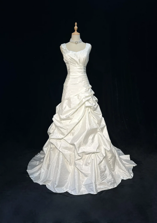 Vintage Bridal Gown 1960s Ball Gown Square Neck Sleeveless Taffeta Pleated Long White Wedding Dresses Elegant Bridal Gowns DH1015