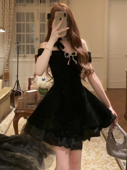 Sexy A line Off The Shoulder Black Velvet Mini Short Formal 8th Grade Homecoming Dresses Summer Middle School Hoco Dress Homecoming Outfits Birthday Outfit DH1044