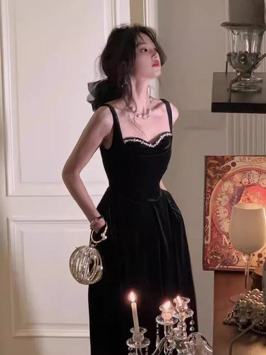 Elegant A Line Spaghetti Straps Black Velvet Prom Dresses Party Dress Summer 22th Birthday Outfits 18th Birthday Dresses DH1047