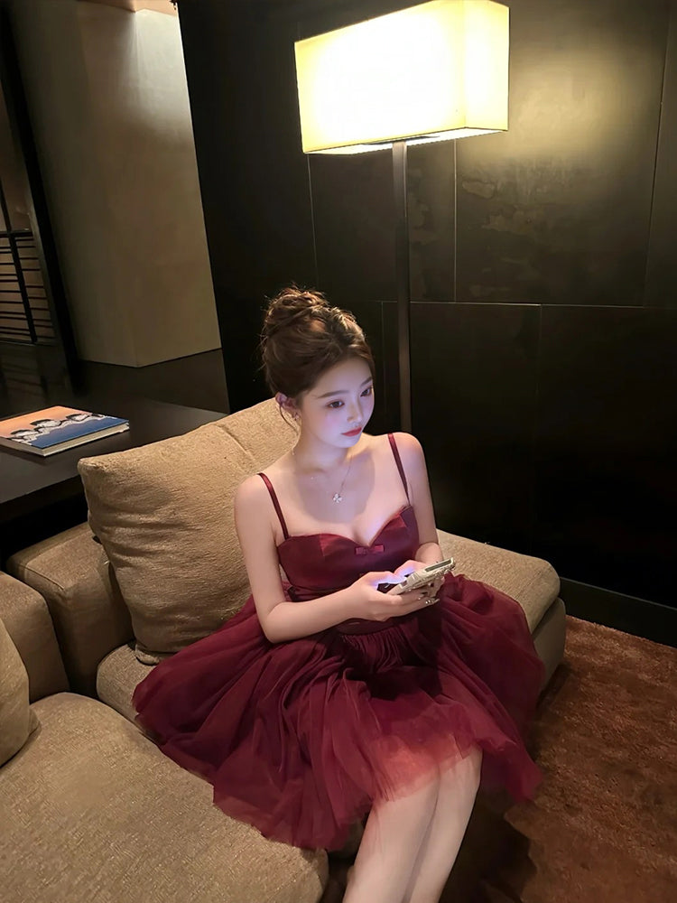 Sexy A line Spaghetti Straps Burgundy Tulle Mini Short Formal 8th Grade Homecoming Dresses Summer Middle School Hoco Dress Homecoming Outfits Birthday Outfit DH1052