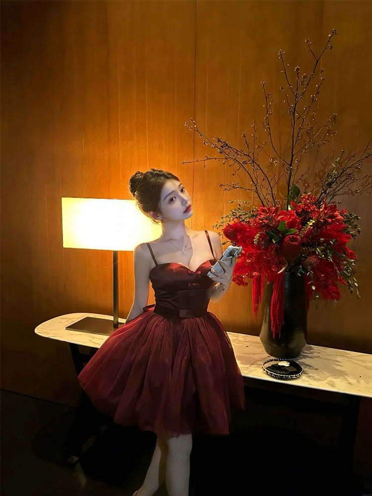 Sexy A line Spaghetti Straps Burgundy Tulle Mini Short Formal 8th Grade Homecoming Dresses Summer Middle School Hoco Dress Homecoming Outfits Birthday Outfit DH1052