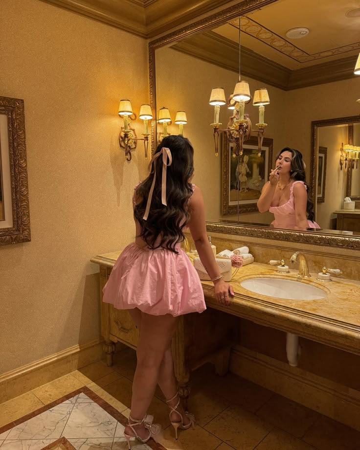 Sexy Ball Gown Square Neck Satin Pink Mini Short Formal 8th Grade Homecoming Dresses Summer Middle School Hoco Dress Birthday Outfits DH1068