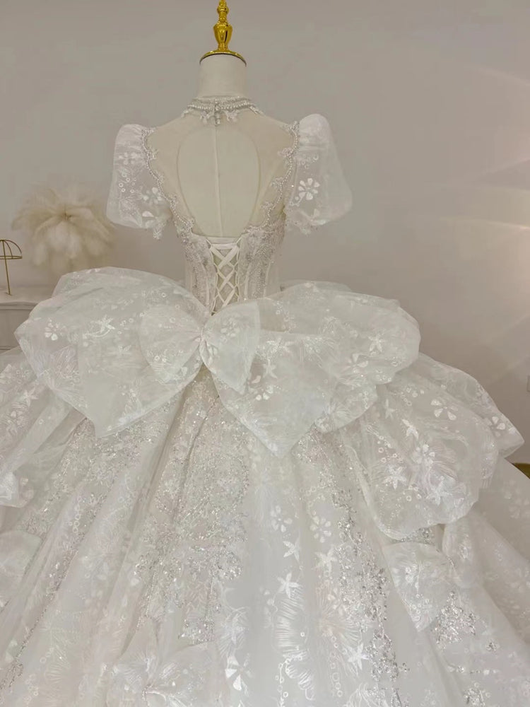 Romantic Bridal Gown Ball Gown Scoop Neck White Lace Long Wedding Dresses Minimalist Bridal Gowns DH108