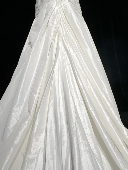 Unique Bridal Gown Mermaid Strapless Lace Sleeveless White 50s Wedding Dresses Modest Bridal Gowns DH1103