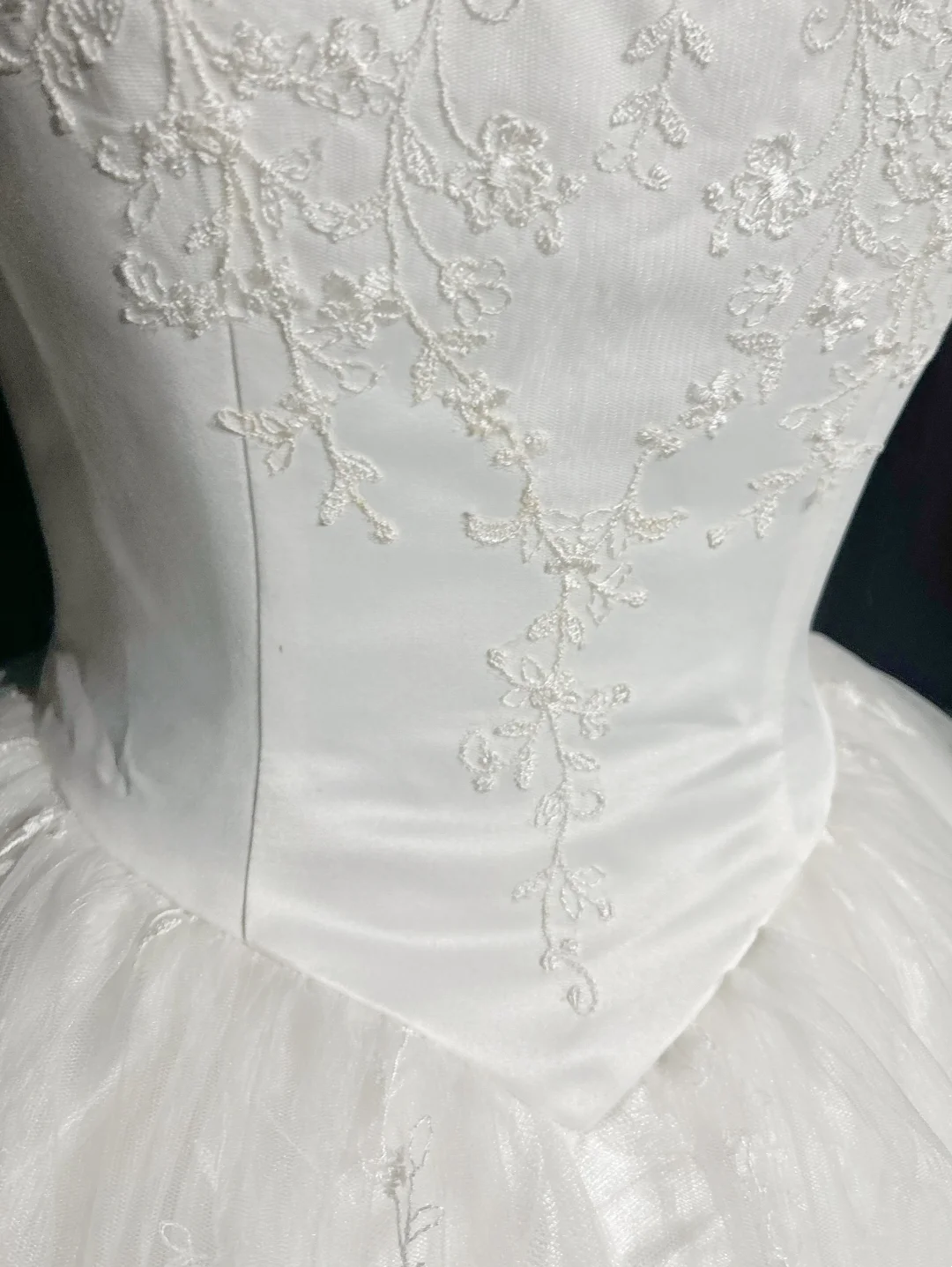 Vintage Bridal Gown Ball Gown Square Neck Sleeveless Tulle Lace Long White 70s Wedding Dresses Elegant Bridal Gowns DH1104