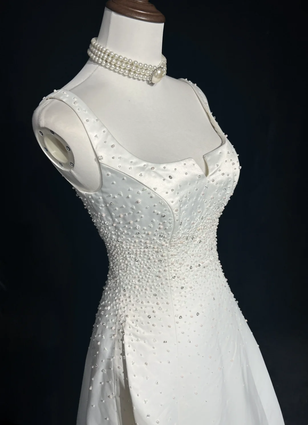 Vintage Bridal Gown A line Square Neck Sleeveless Pearls Beads Long White 70s Wedding Dresses Elegant Bridal Gowns DH1108