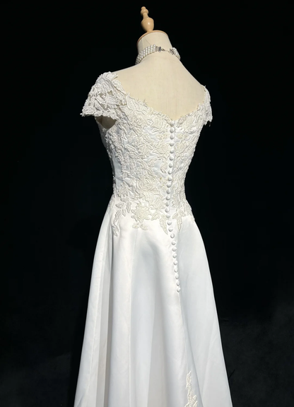 Vintage Bridal Gown 1960s A Line V Neck Short Sleeves Lace Pearls Long White 90s Wedding Dresses Elegant Bridal Gowns DH1109