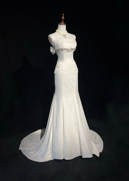 Unique Bridal Gown Mermaid Strapless Chiffon Sleeveless White 50s Wedding Dresses Modest Bridal Gowns DH1114