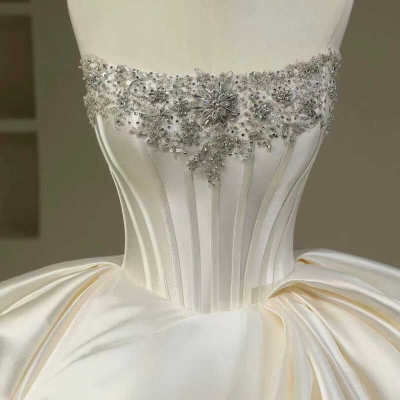 Pretty Wedding Dress Ball Gown Strapless White Long Satin Wedding Dresses Bridal Gowns Brides Gown DH111