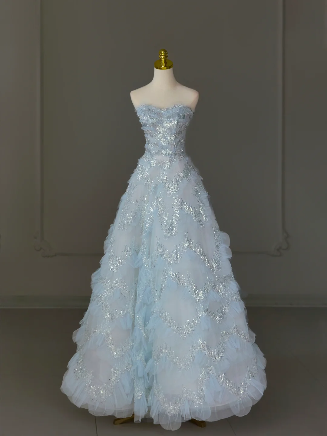 Pretty Ball Gown Sweetheart Tulle Light Blue Long Quinceanera Dress Formal Gowns Vestido De 15 Anos Sweet 16 Dress DH1124