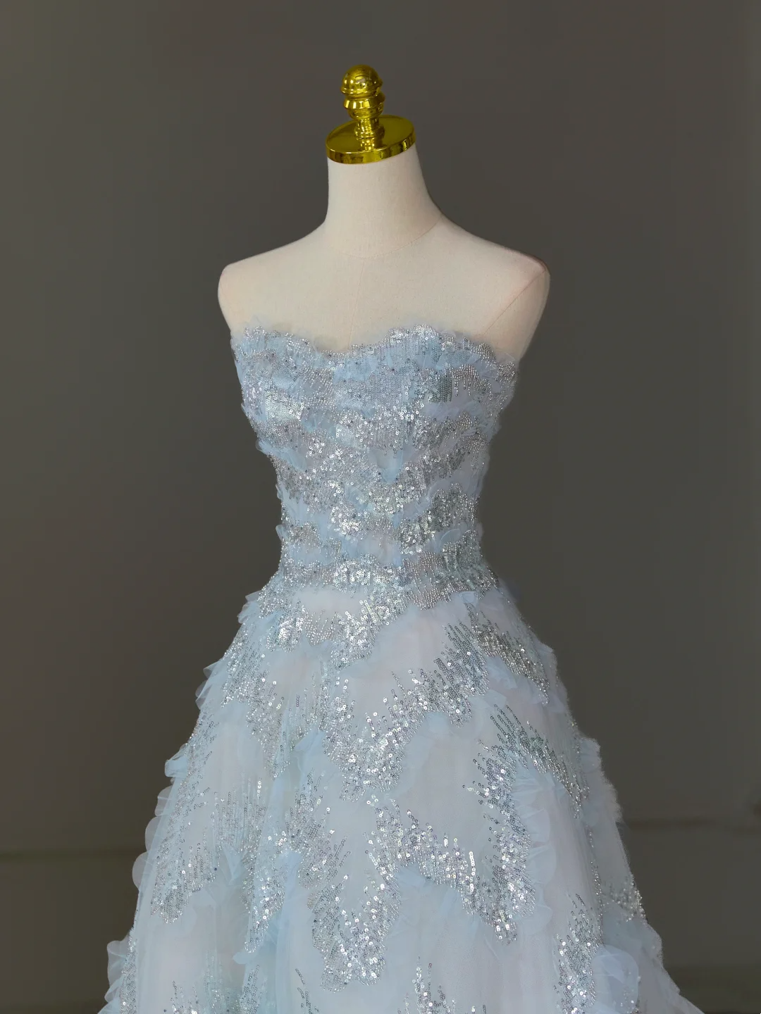 Pretty Ball Gown Sweetheart Tulle Light Blue Long Quinceanera Dress Formal Gowns Vestido De 15 Anos Sweet 16 Dress DH1124