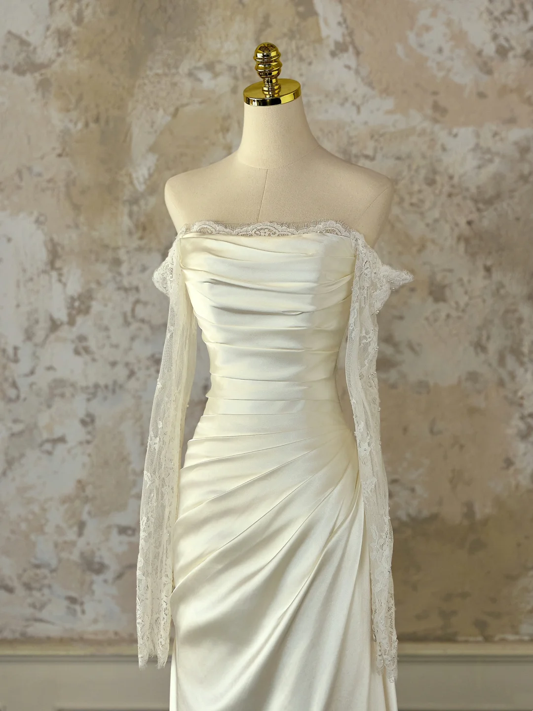 Modest Bridal Gown Mermaid Off The Shoulder Ivory Long Sleeves Satin Lace Wedding Dresses Elegant Bridal Gowns DH1126