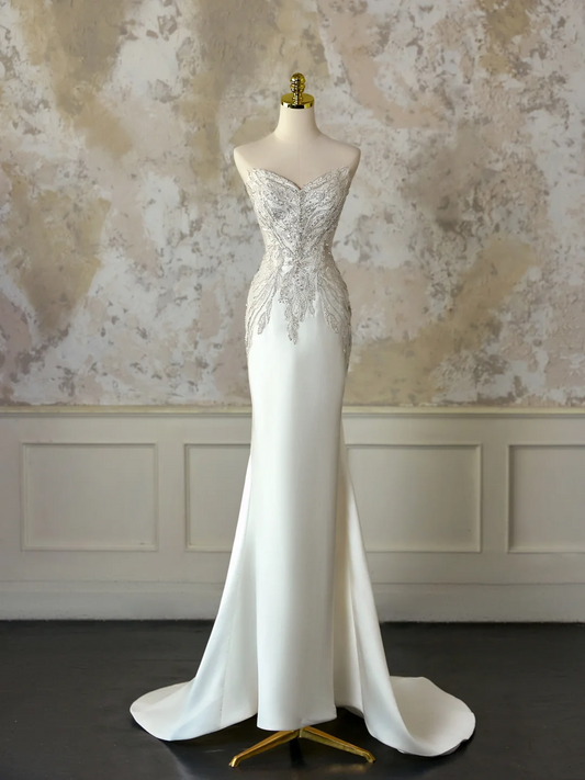 Modest Bridal Gown Mermaid Sweetheart Sleeveless Silver Beads Long White Wedding Dresses Elegant Bridal Gowns DH1128