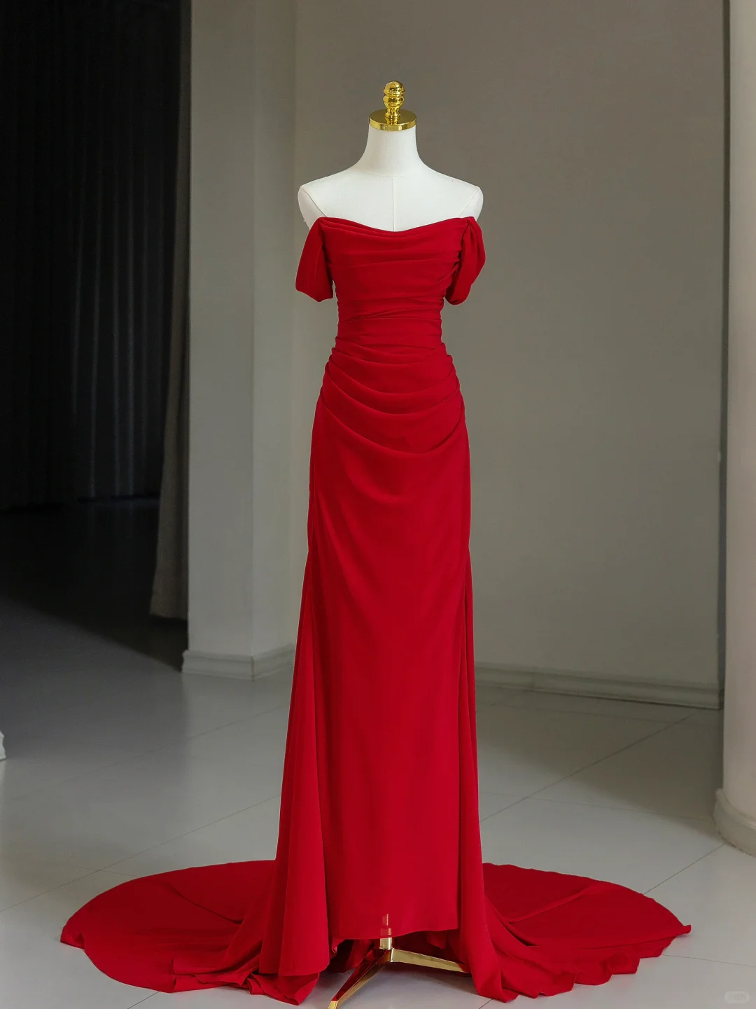 Modest Bridal Gown Sheath Off The Shoulder With Short Sleeves Tulle Wedding Dresses Elegant Bridal Gowns DH1127