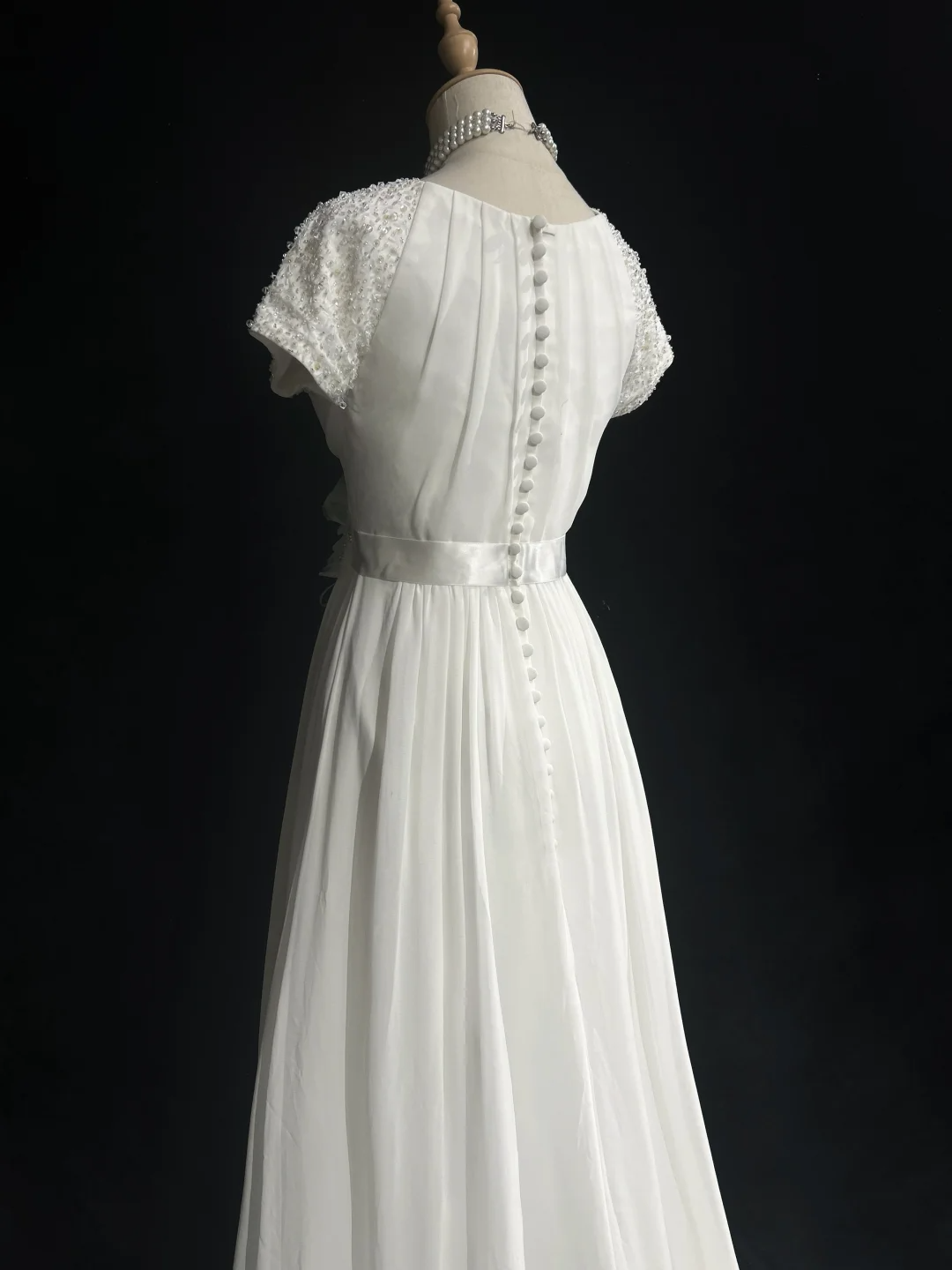 Modest Bridal Gown A line Square Neck White Short Sleeves Chiffon Wedding Dresses Timeless Brides Bridal Gowns DH1142