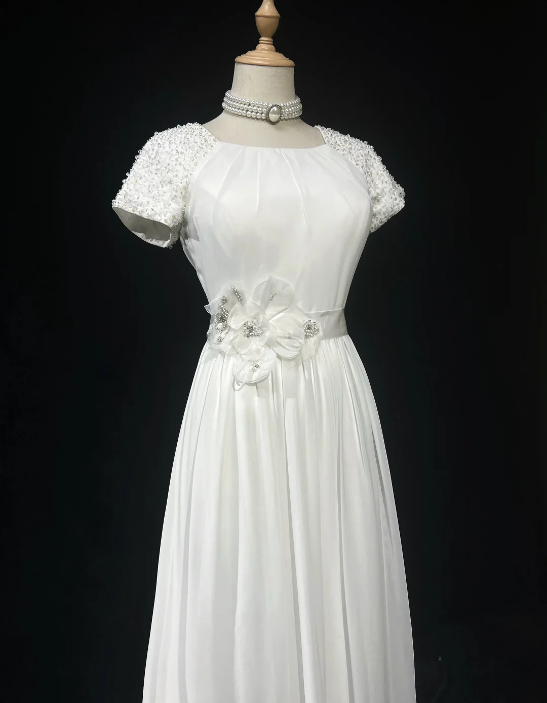 Modest Bridal Gown A line Square Neck White Short Sleeves Chiffon Wedding Dresses Timeless Brides Bridal Gowns DH1142