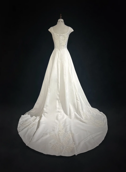 Unique Wedding Dress Ball Gown Square Neck Long White Satin 90s Wedding Dresses Vintage Bridal Gowns DH1150