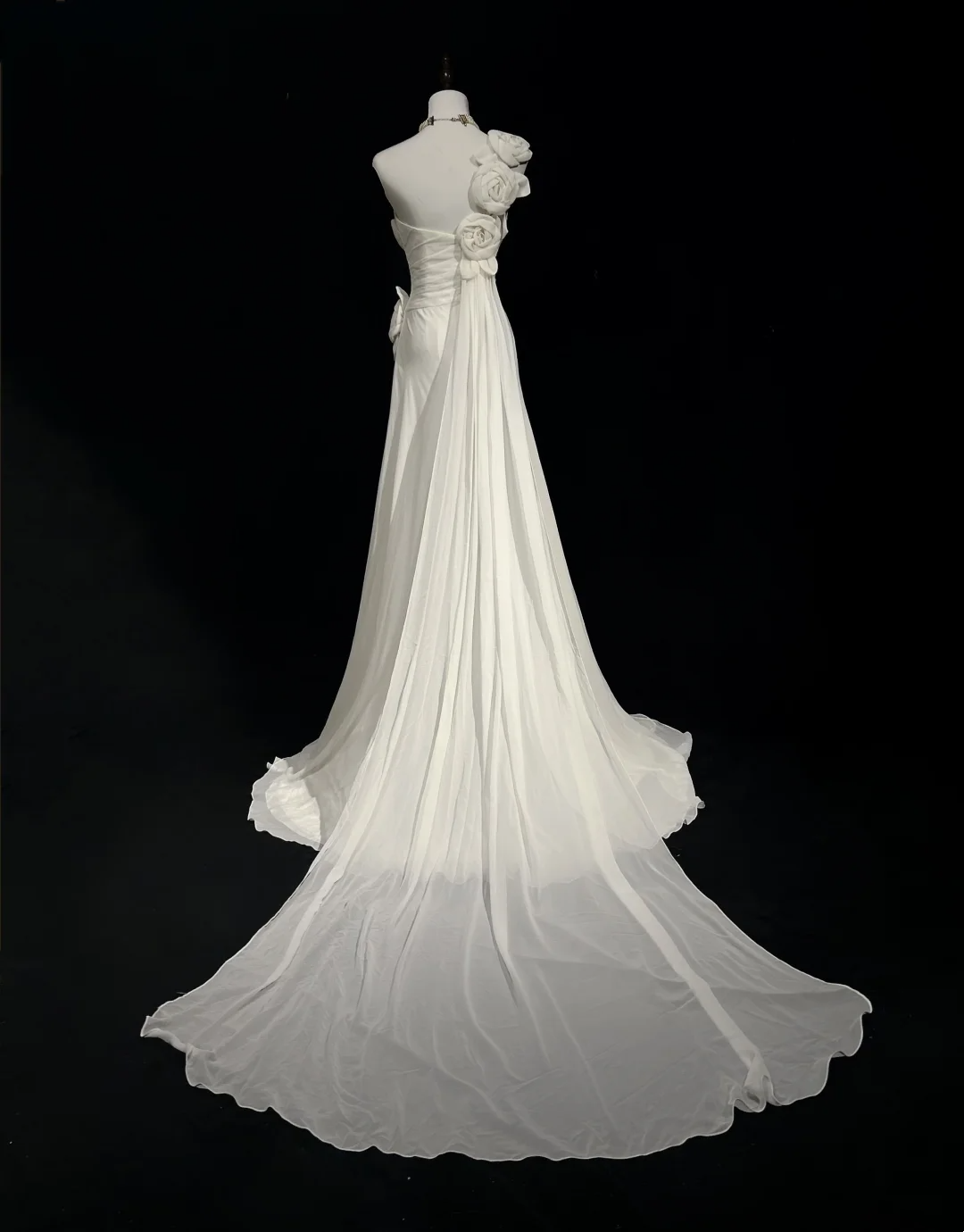 Unique Wedding Dress Sheath One Shoulder Chiffon White Flowers 90s Wedding Dresses Vintage Bridal Gowns DH1152