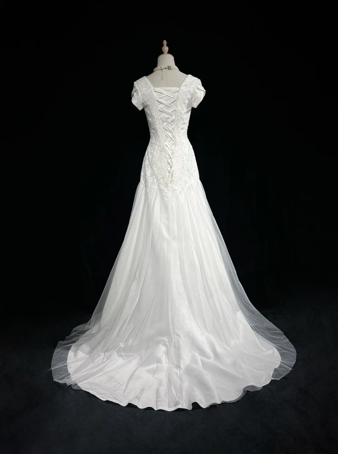 Classic Elegant Wedding Gown Mermaid Short Sleeves White Lace 80s Wedding Dresses Vintage Bridal Gowns DH1153