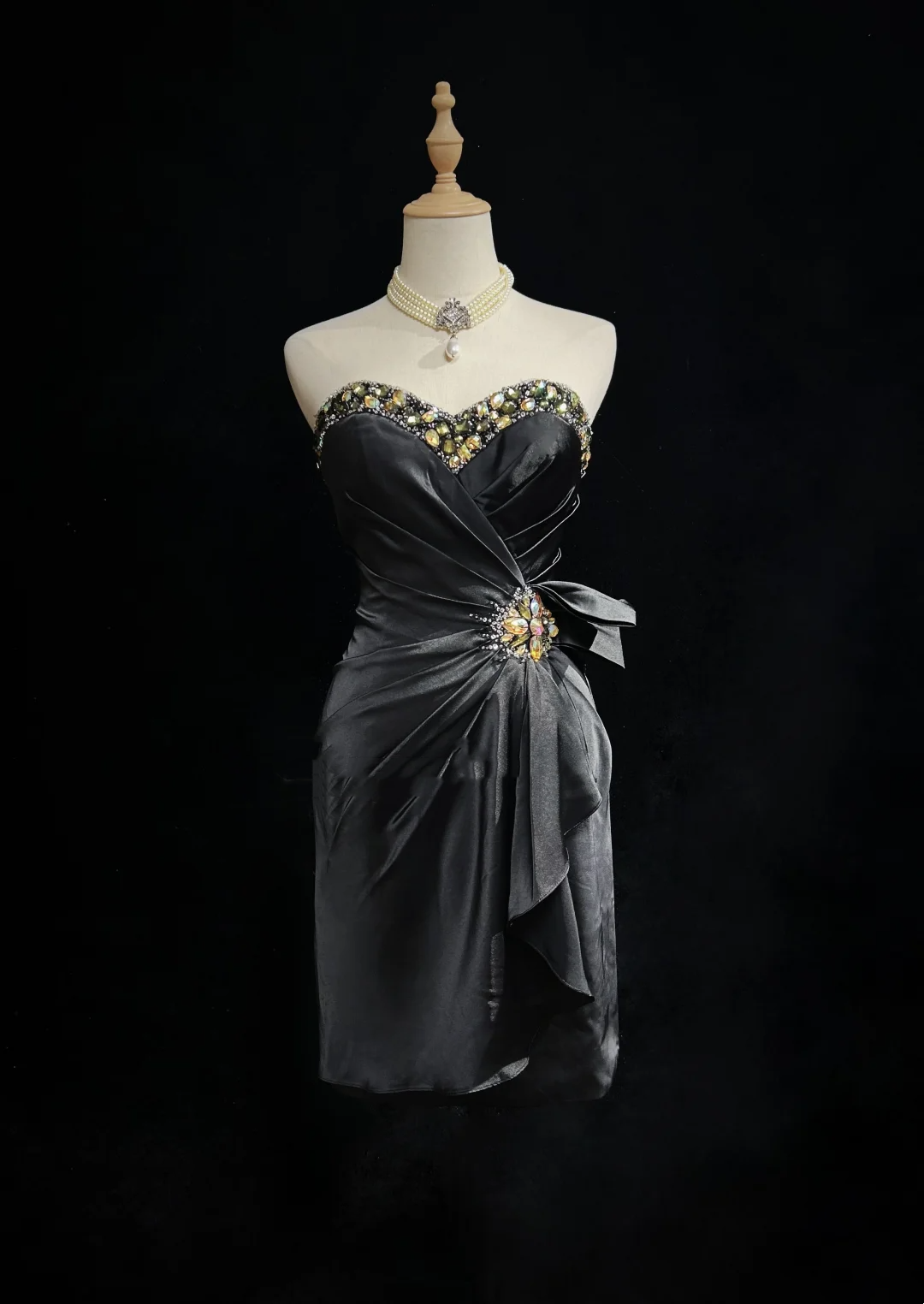 Vintage Sheath Sweetheart Black Satin Mini Short Formal 8th Grade Homecoming Dresses Summer Middle School Hoco Dress 20th Birthday Outfits DH1154