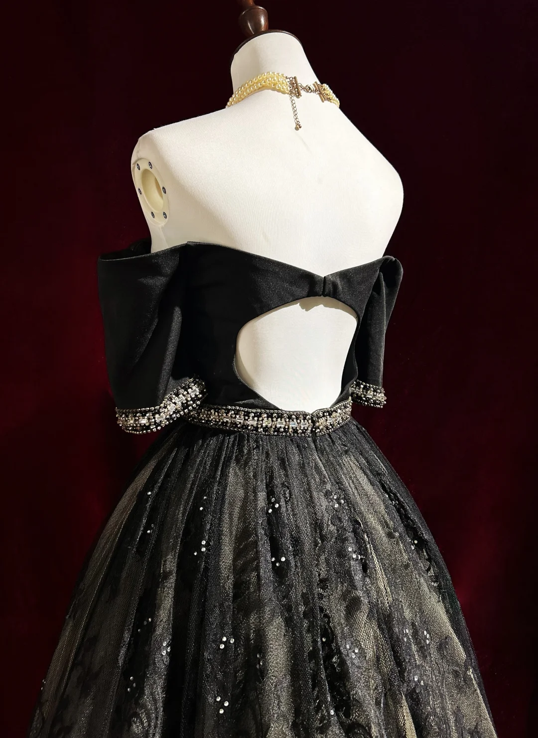 Vintage Ball Gown Off The Shoulder Black Tulle Lace Formal 8th Grade Homecoming Dresses Summer Middle School Hoco Dress 20th Birthday Outfits DH1157