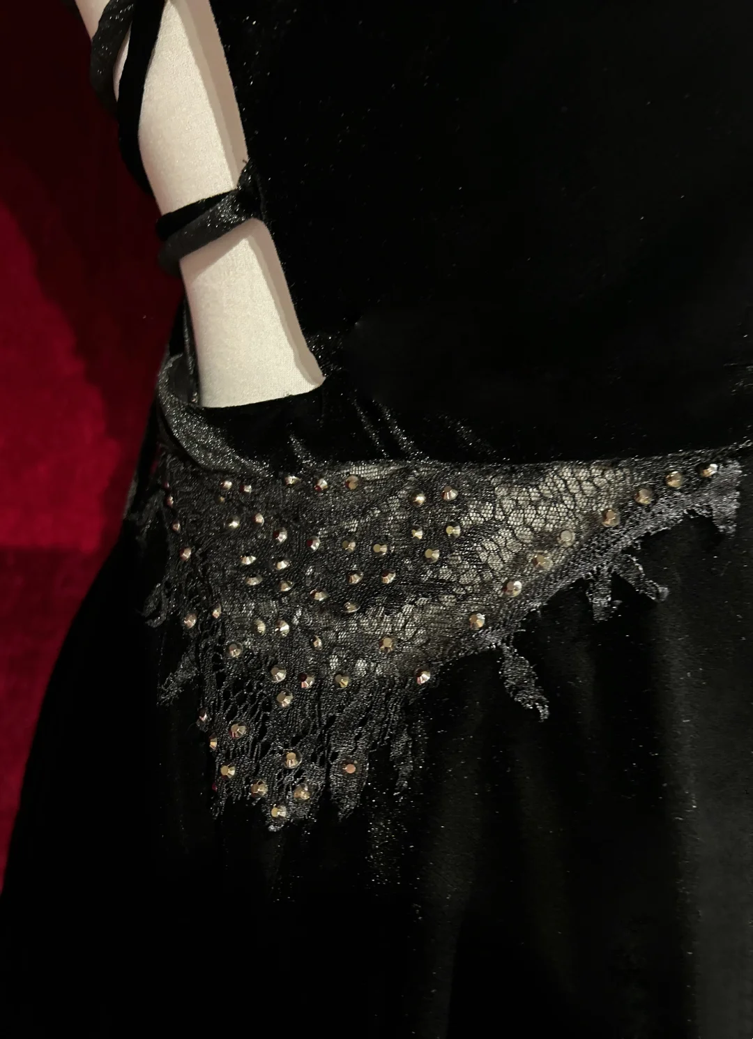 Vintage A line Spaghetti Straps Black Velvet Mini Short Formal 8th Grade Homecoming Dresses Summer Middle School Hoco Dress 20th Birthday Outfits DH1161